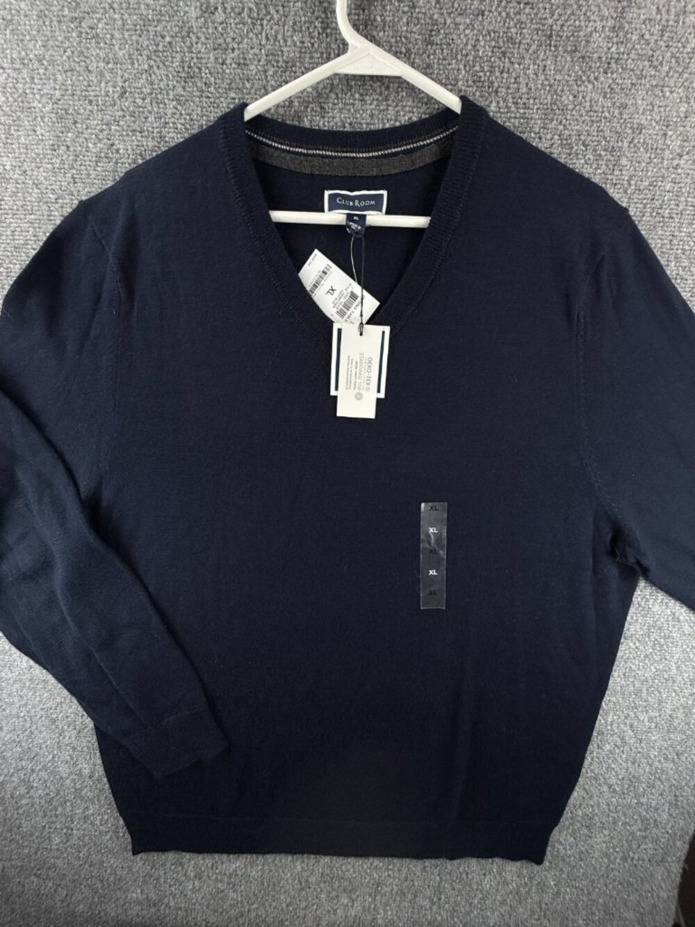 NWT Club Room Navy Blue XL Knit V Neck Sweater Long Sleeve Merino Wool Blend